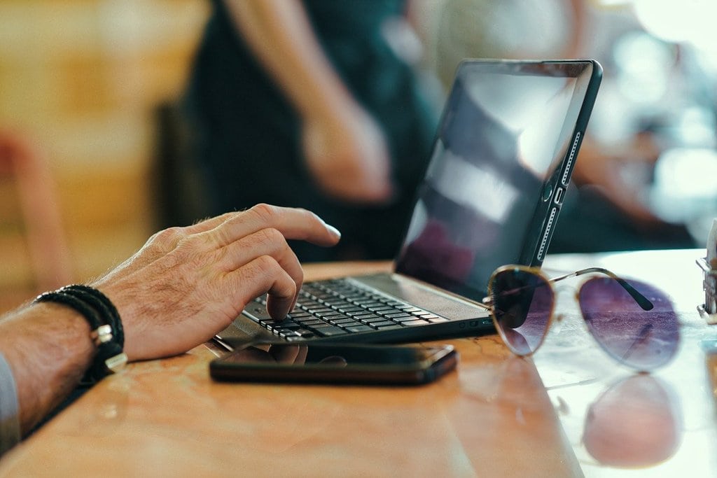Simplifier sa stratégie LinkedIn grâce à l'IA