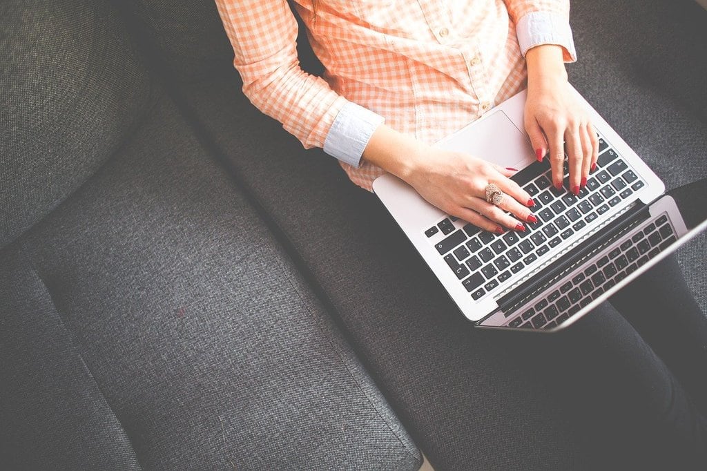 IA gratuite vs IA payante : que choisir selon vos besoins ?